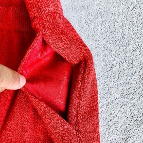 St. John Collection Terracotta Knit Pleated Front Elastic Waist Ankle Pants - Picture 5 of 9